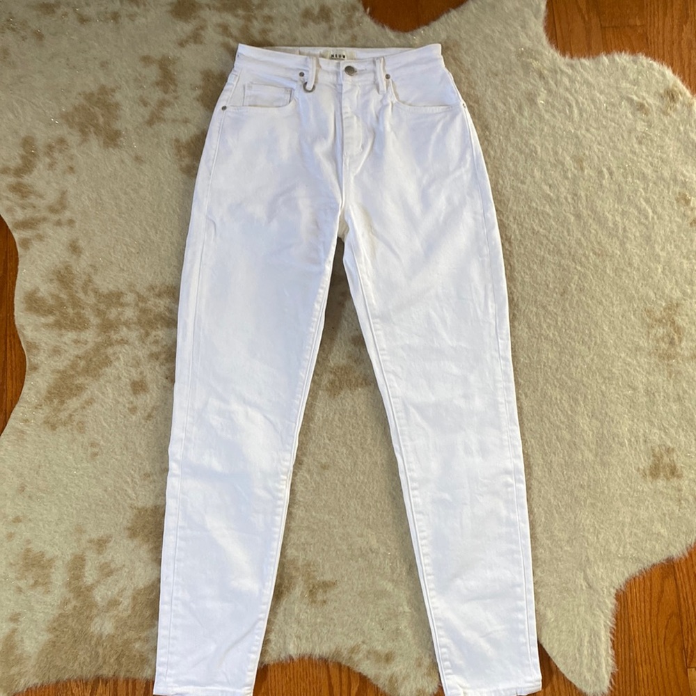 Neuw denim Lola Mom Jean